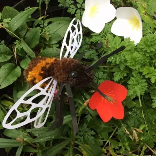 bee3small520
